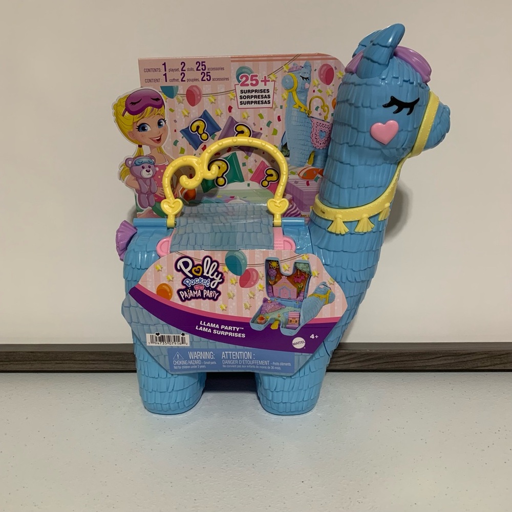 Polly Pocket™ Pajama Party Llama Playset-New